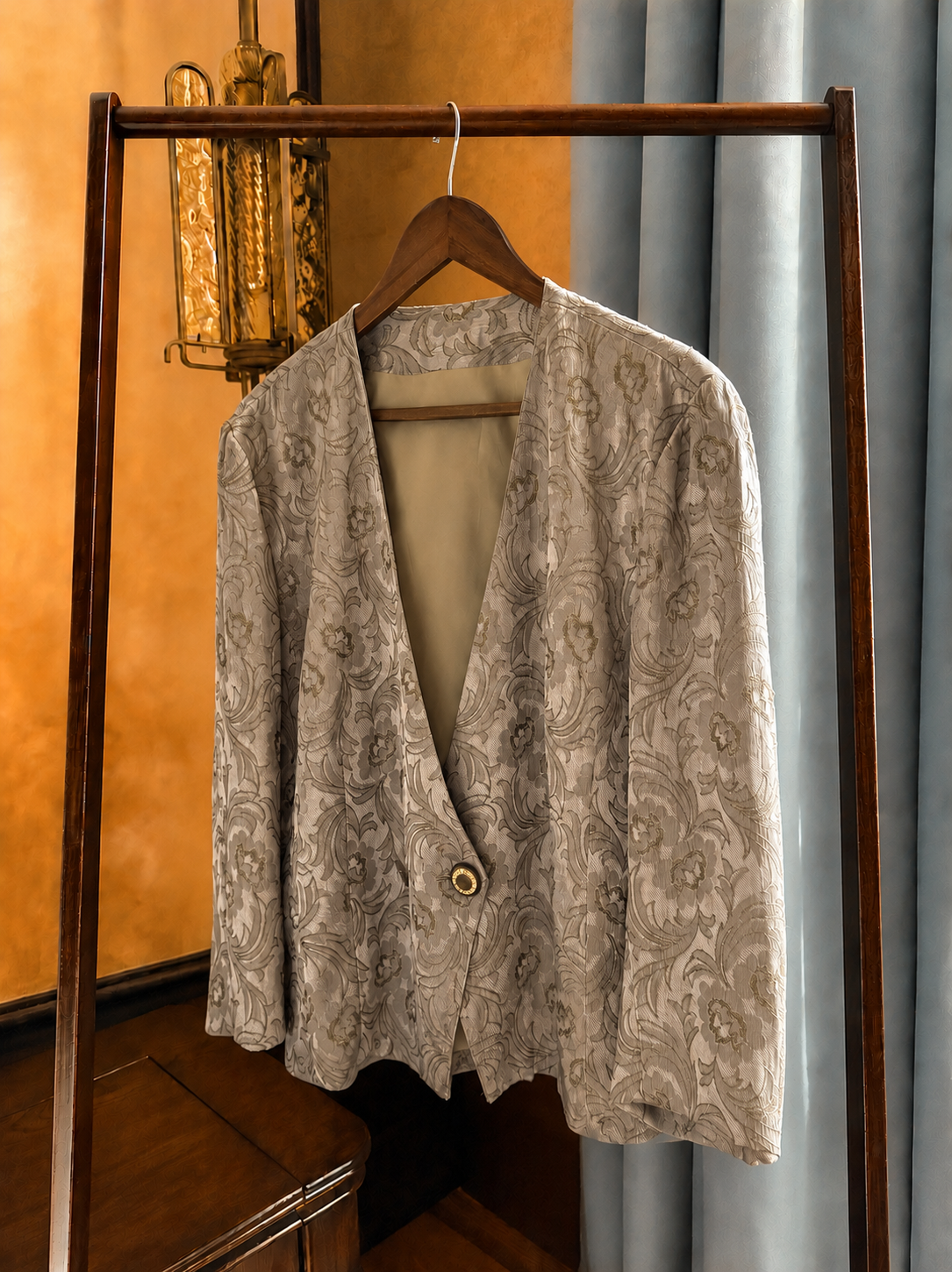 Anicia Blazer